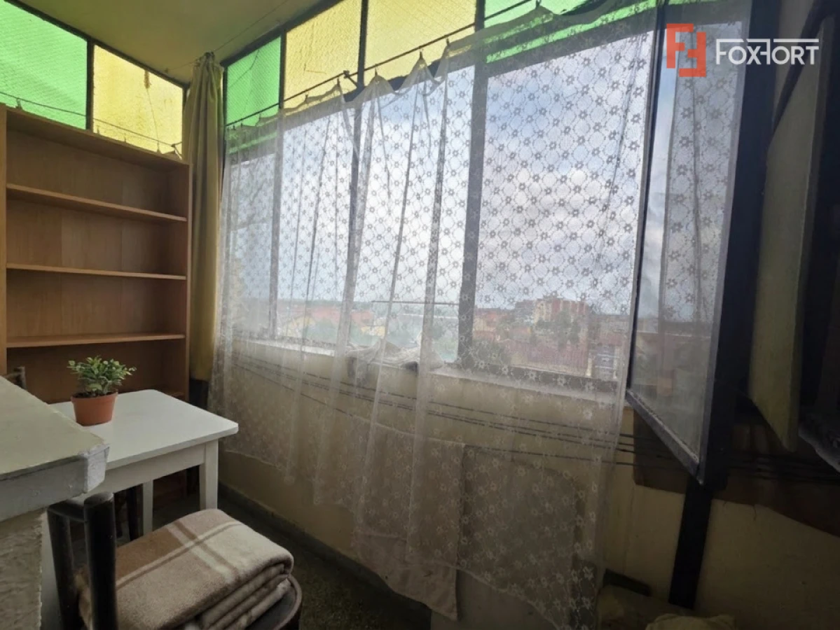Apartament cu 4 camere, etaj 5/8, zona Micalaca - 10