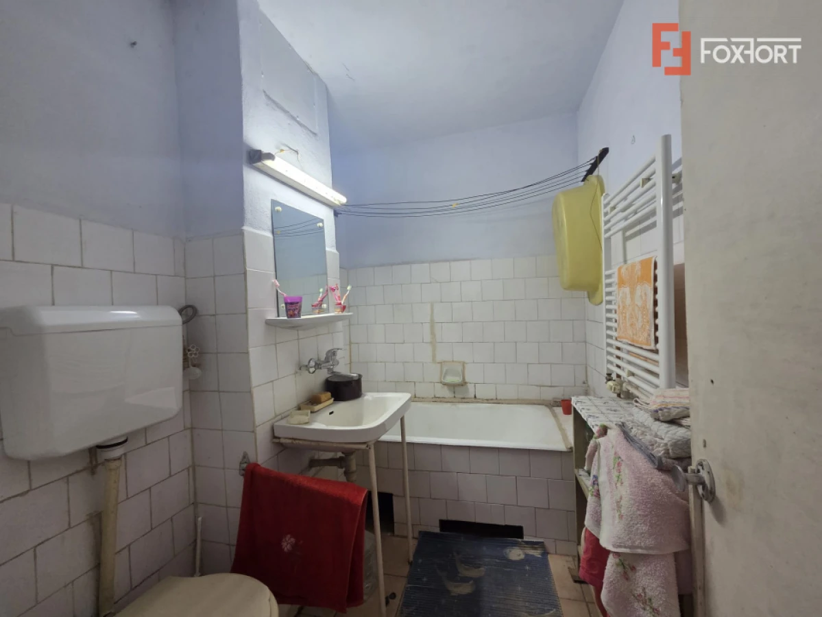 Apartament cu 4 camere, etaj 5/8, zona Micalaca - 5