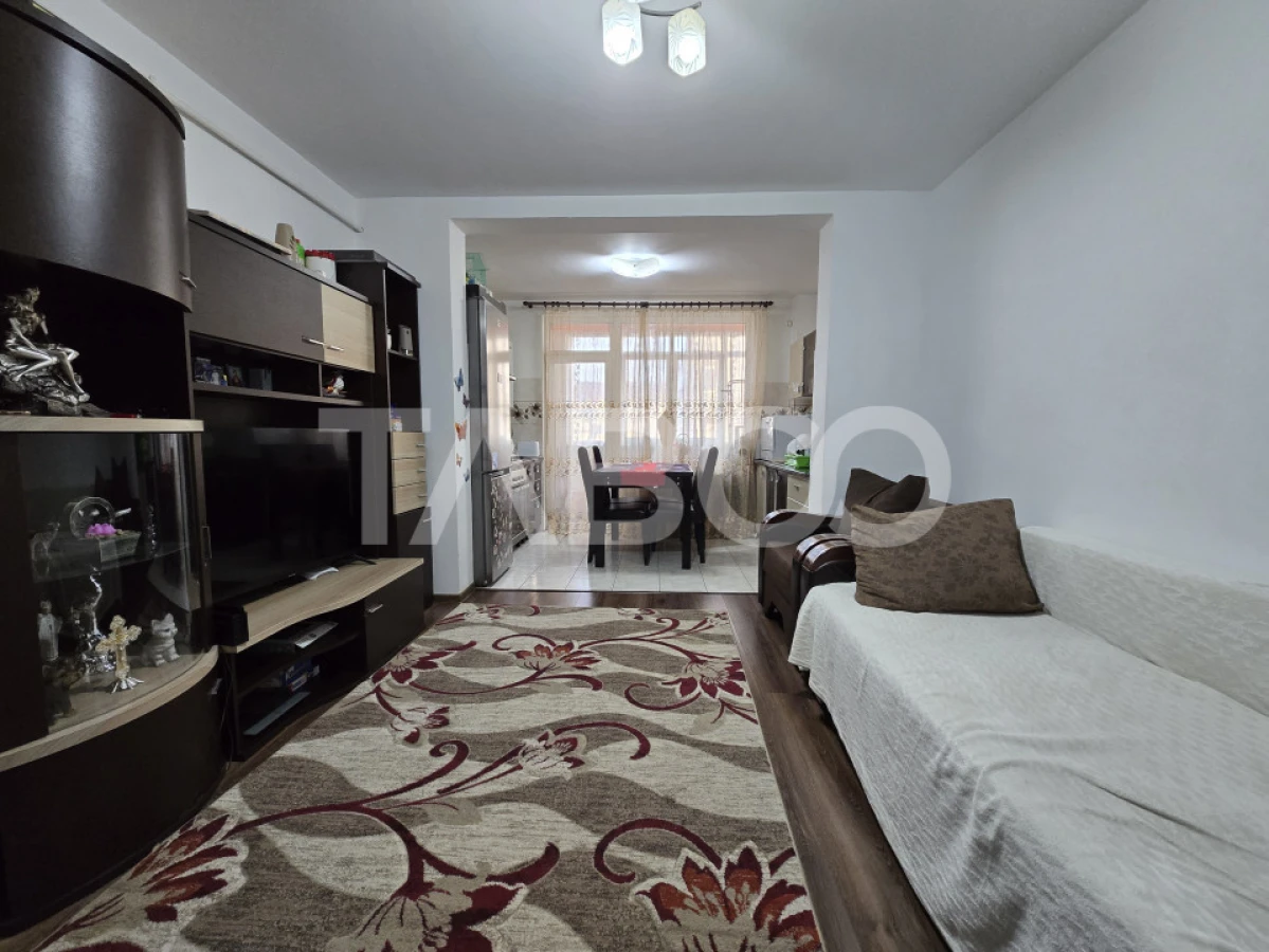 Apartament decomandat 3 camere 2 bai balcon etaj 1 Arhitectilor Sibiu - 1