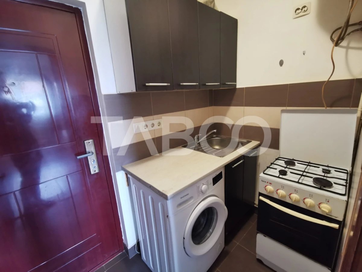 Garsoniera la etajul 2 de vanzare in zona Vasile Aaron din Sibiu - 5