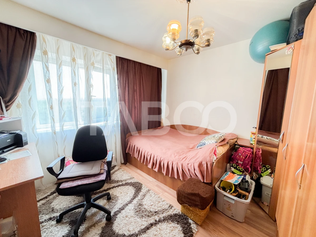 Apartament cu 2 camere de vanzare etaj 3 in Cartierul Intre Lacuri - 8