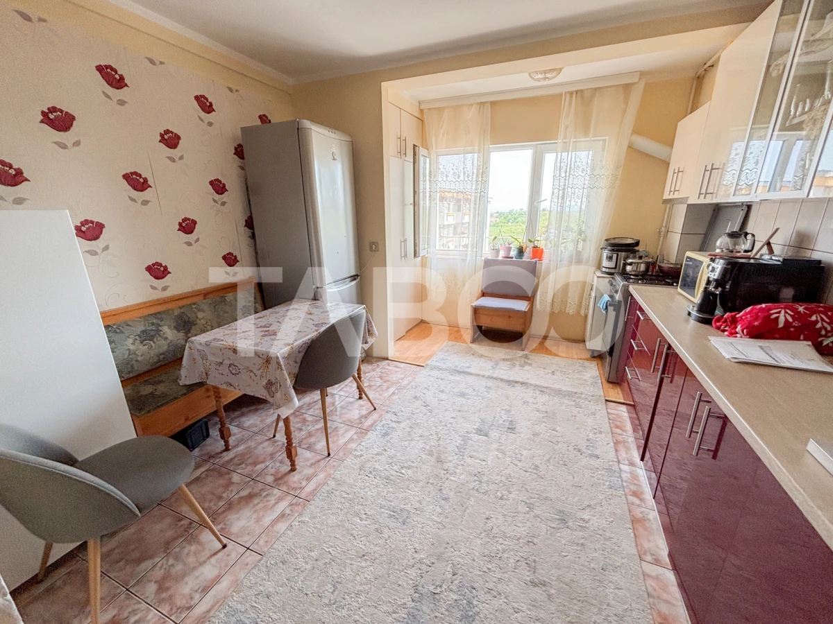 Apartament cu 2 camere de vanzare etaj 3 in Cartierul Intre Lacuri - 6