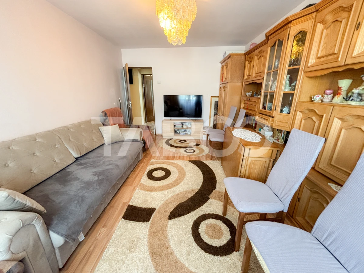 Apartament cu 2 camere de vanzare etaj 3 in Cartierul Intre Lacuri - 4
