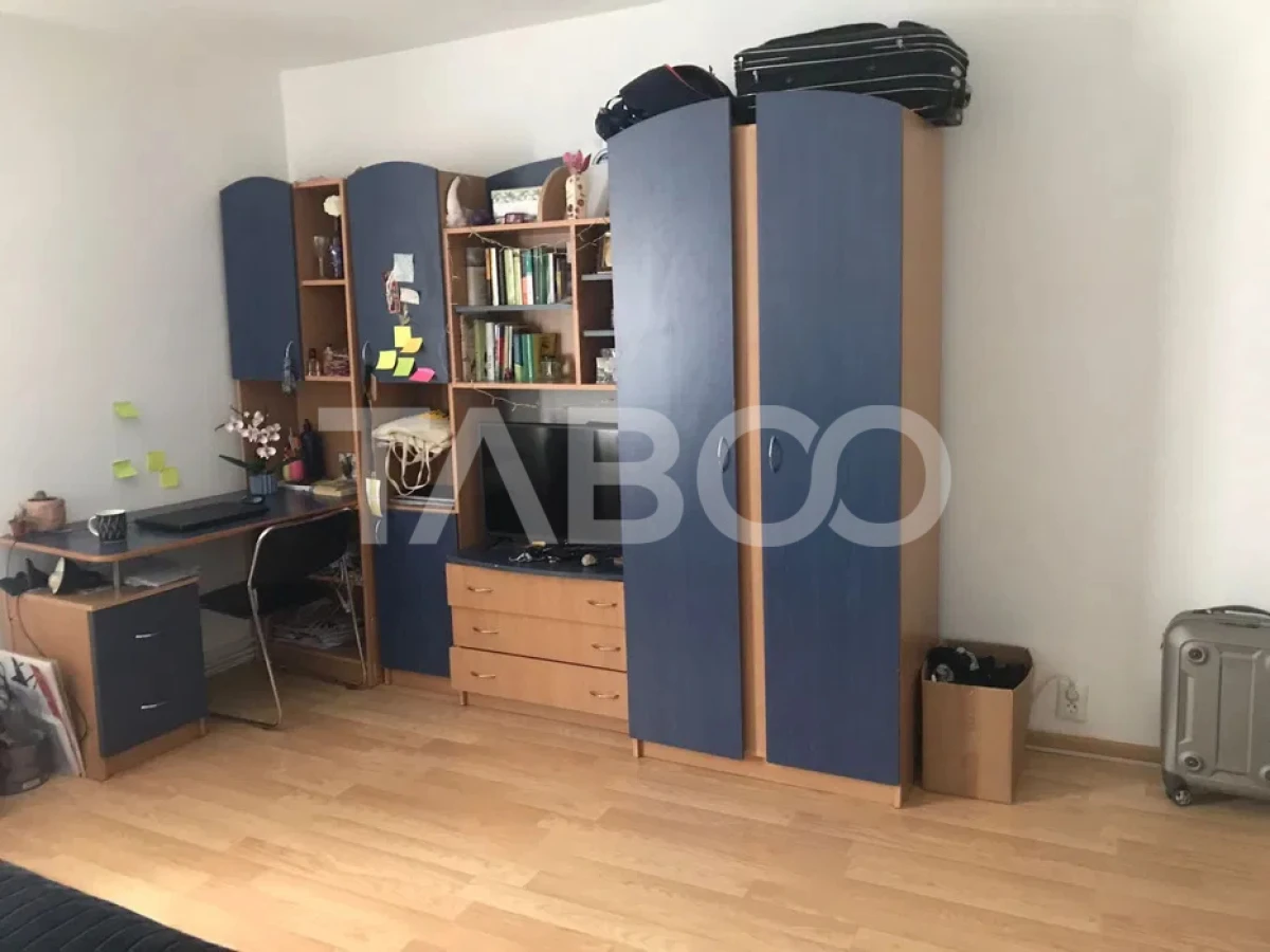 Apartament cu 3 camere decomandat de vanzare in zona BIG Manastur - 2