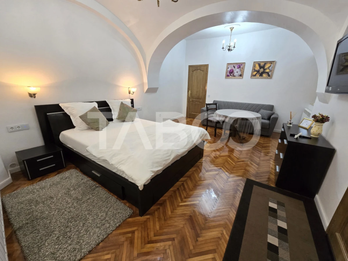 3 garsoniere functionale in regim hotelier in Centrul Istoric Sibiu - 1