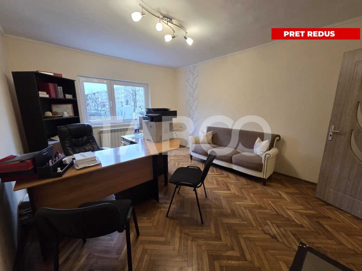 Apartament 4 camere de inchiriat Bulevardul Unirii acces din strada - 1