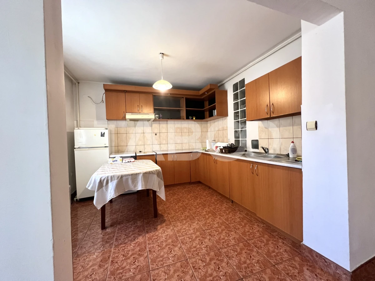 Apartament cu 3 camere decomandat de vanzare in Manastur zona BIG - 8