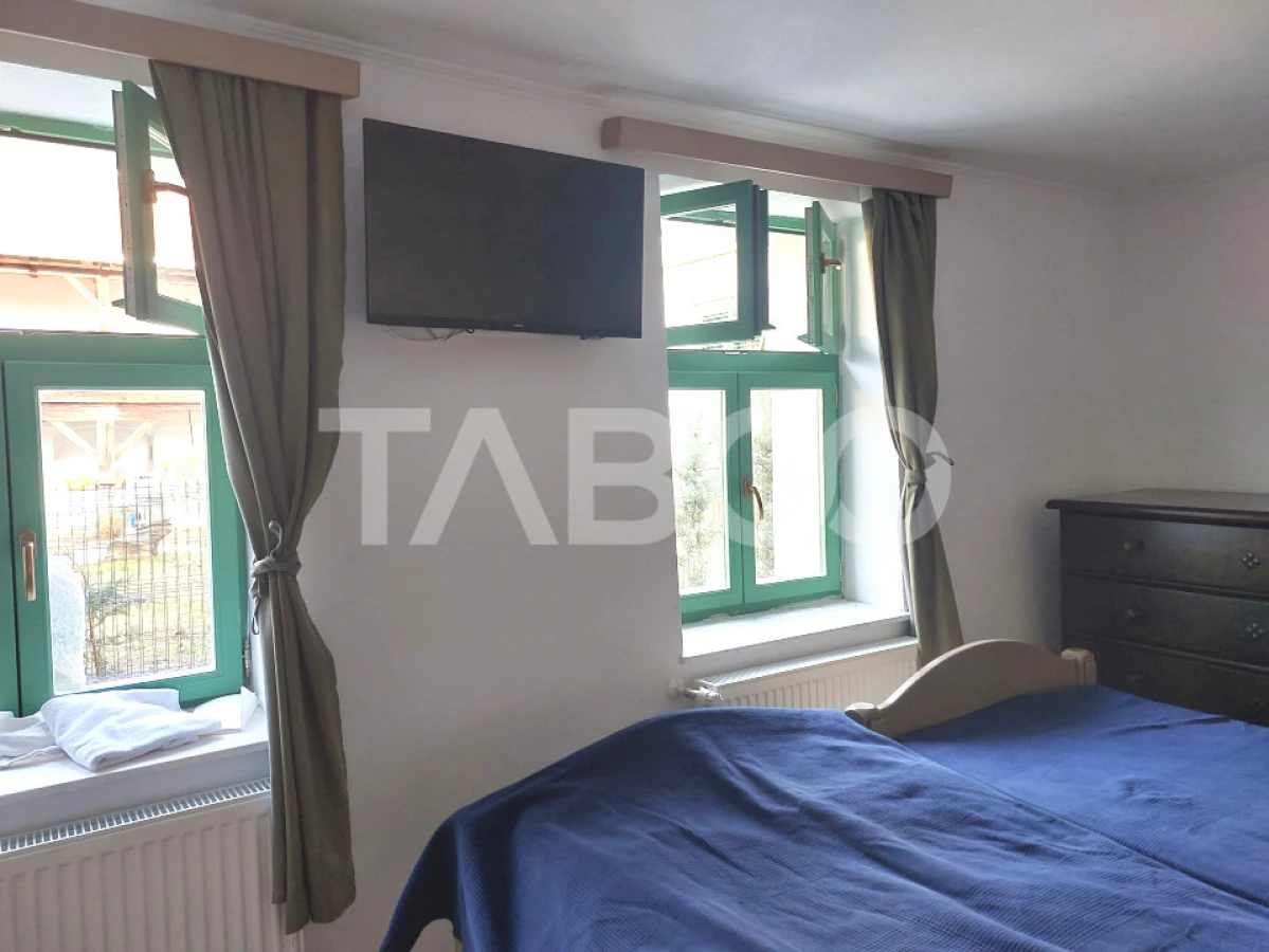 Casa de vanzare 3 camere 2 bucatarii 3 bai teren 340 mp Cisnadie - 6