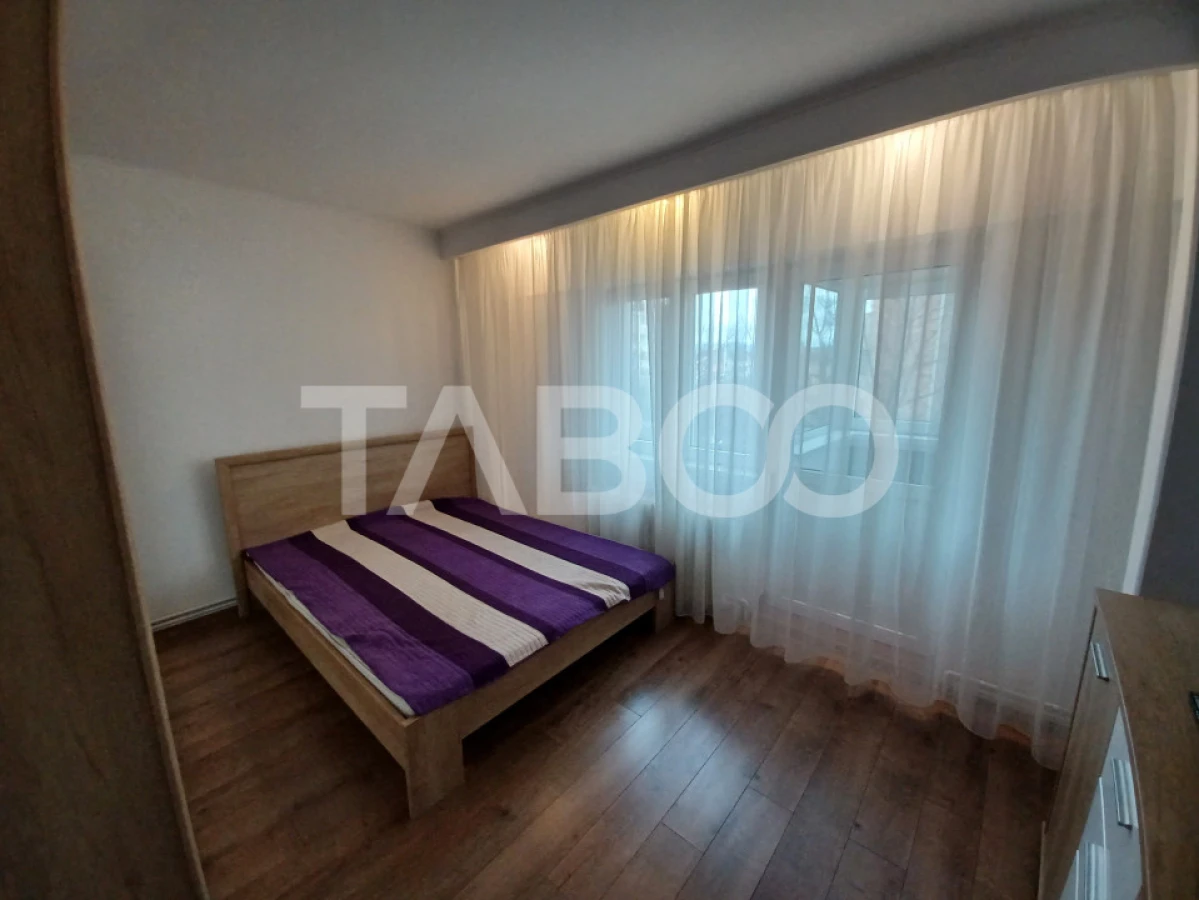 Apartament spatios cu 3 camere si 2 bai plus balcon in zona Central - 3