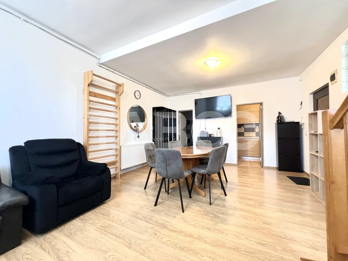 Apartament cu 3 camere 2 nivele de vanzare zona Centrala Piata Abator - 1