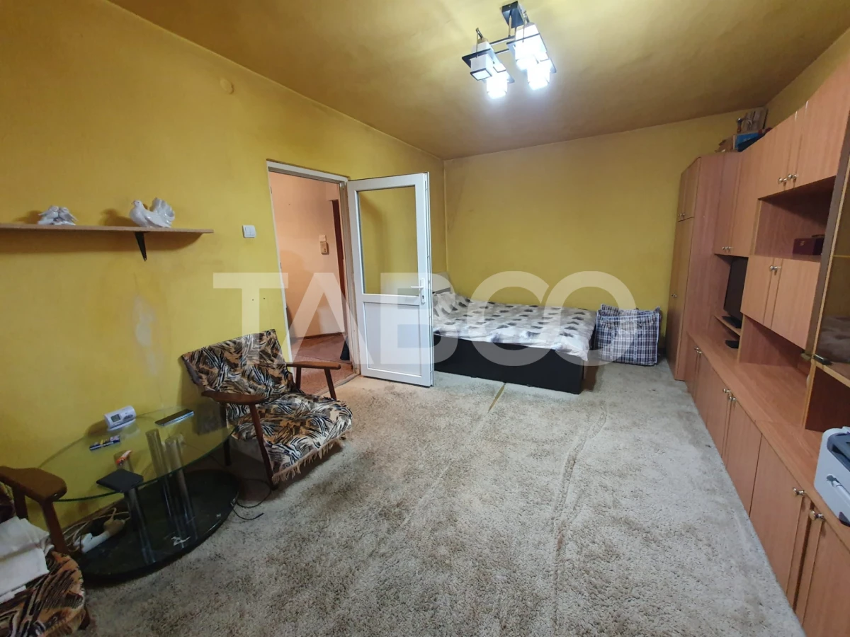 Apartament 2 camere decomandat 54 mp zona Bulevardu Unirii etaj 4 - 3