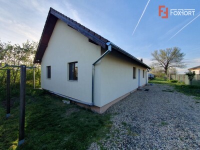 COMISION 0% Casa pe parter cu 3 dormitoare | Sanmihaiu Roman