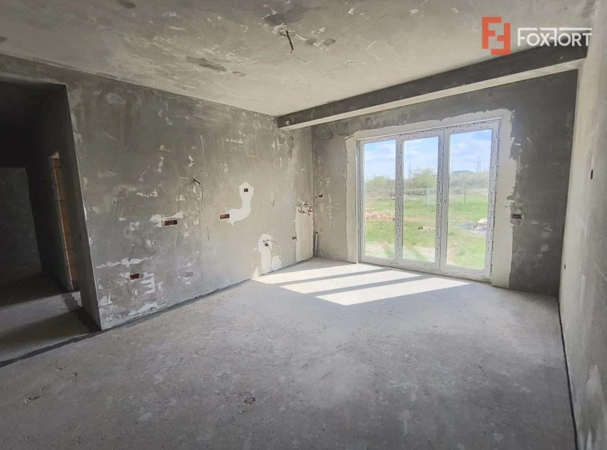 COMISION 0% Apartament cu 3 camere, zona Plopi - 8