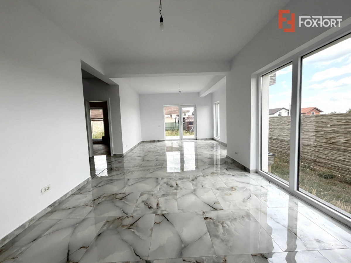 Duplex cu 5 camere, despartit prin camera tehnica, teren de 365 mp - Sanandrei - 2