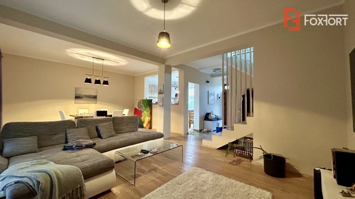 Duplex cu 4 camere + garaj in Dumbravita - 9
