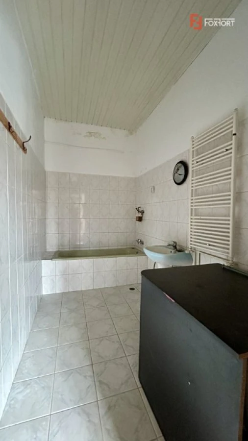 Apartament cu 3 camere, 97 mp utili la parter - zona Garii - 8