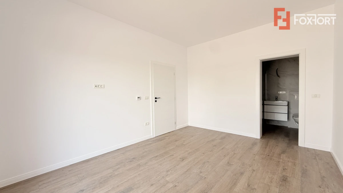 Duplex cu 4 camere - Toate utilitatile + Asfalt - Mosnita Noua - 10