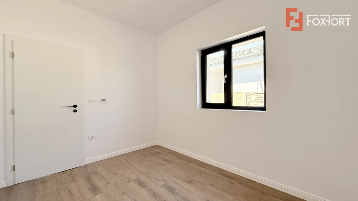 Duplex cu 4 camere - Toate utilitatile + Asfalt - Mosnita Noua - 7