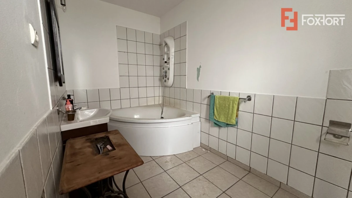 Casa individuala 6 camere, 200 mp, in Mosnita Veche, vatra satului - 6