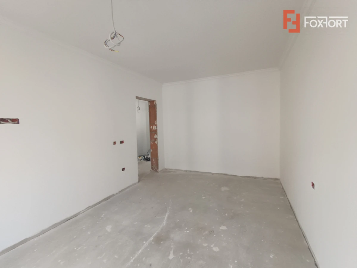 Casa insiruita cu 3 camere, 90 mp utili si teren de 300 mp, zona Giroc - 10