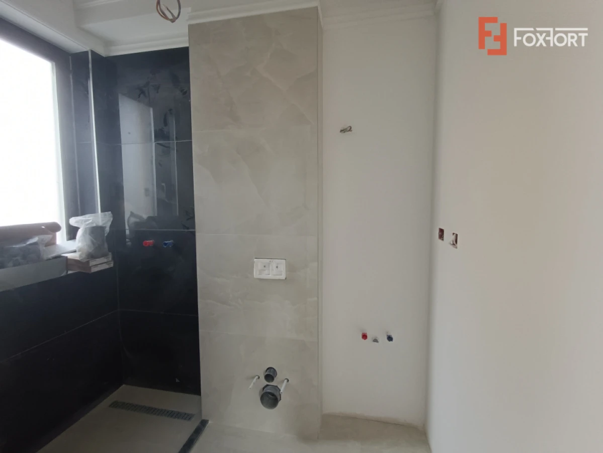 Casa insiruita cu 3 camere si teren de 200 mp, Parter + Etaj, zona Giroc - 5