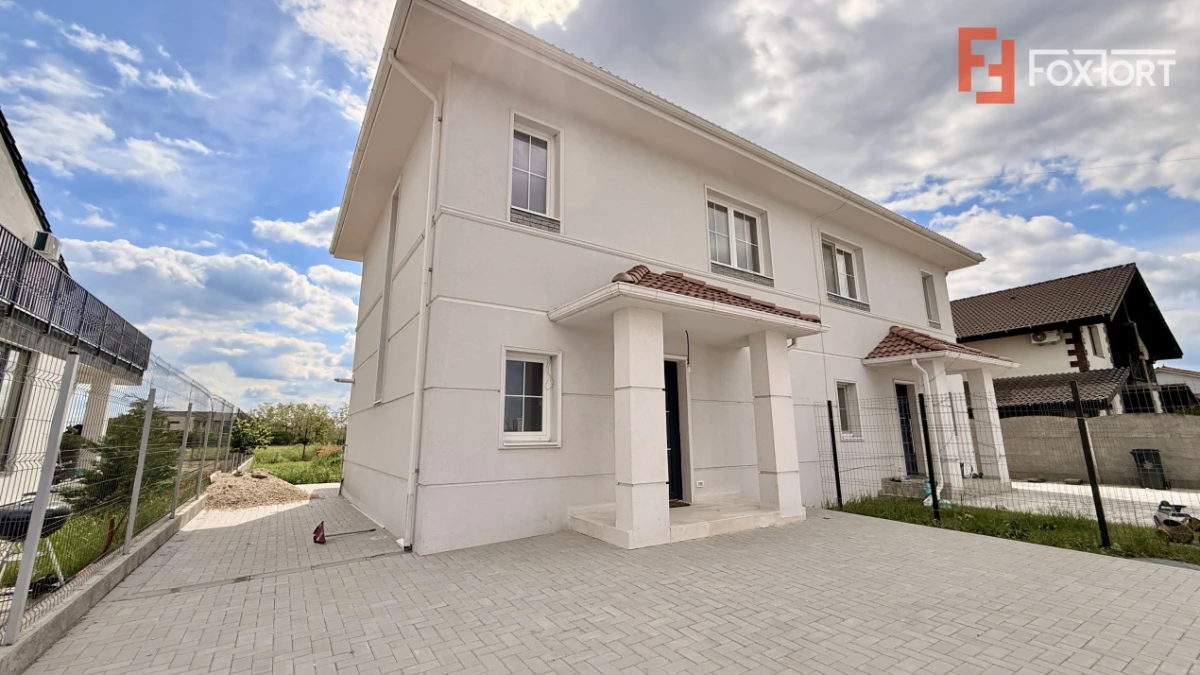 Duplex Mosnita cu 4 camere si teren de 350 mp - 1