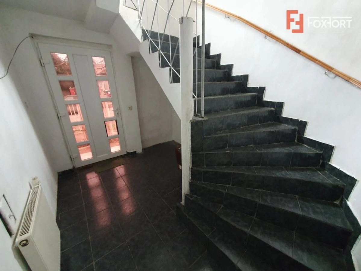 Casa individuala cu 6 camere, garaj si teren de 500 mp - zona Sagului - 5