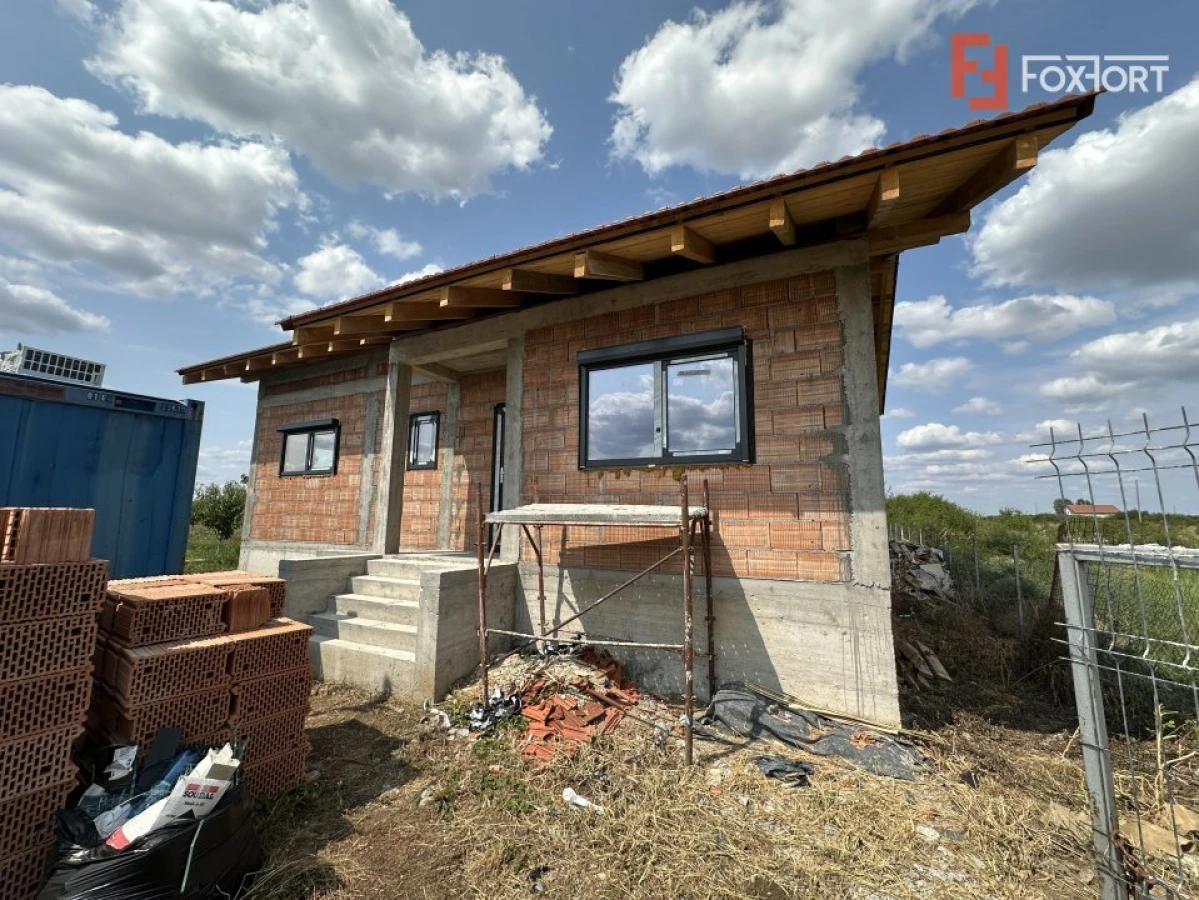 COMISION 0% Casa individuala cu 3 camere si teren de 752 mp - Mosnita - 3