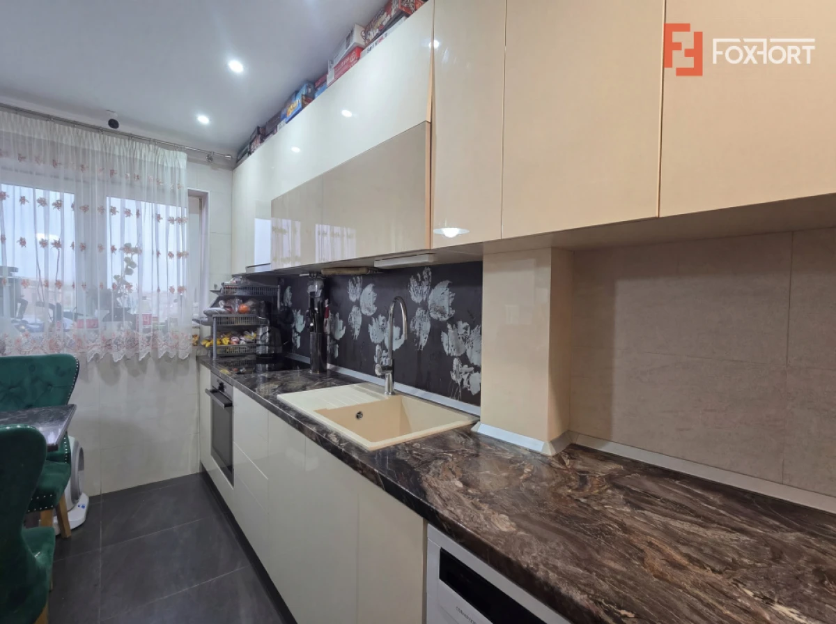 Apartament modern cu 2 camere, complet renovat, Micalaca - Polivalenta Arad - 2