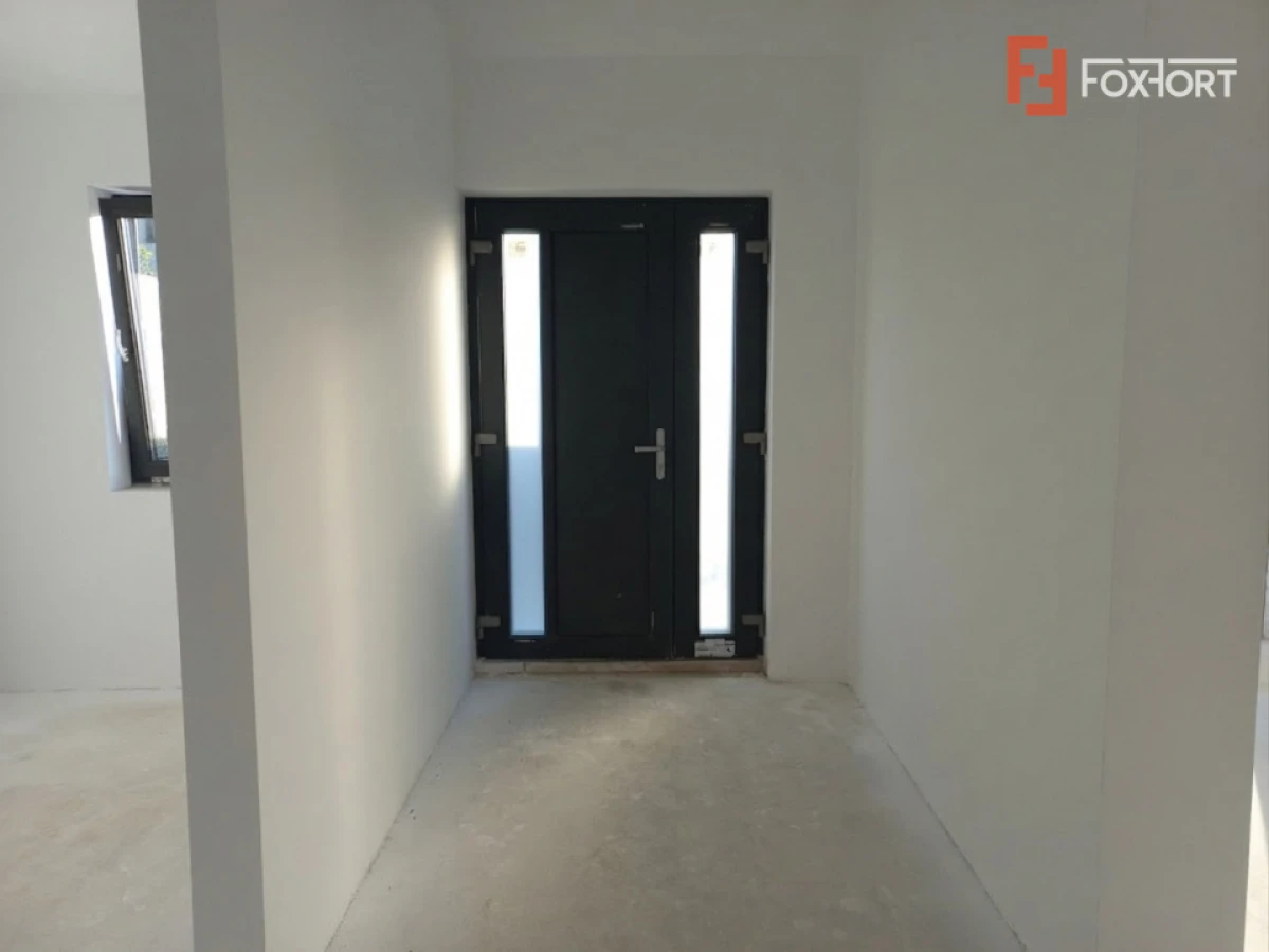 Duplex modern cu 5 camere si 2 bai in Ghiroda - 9