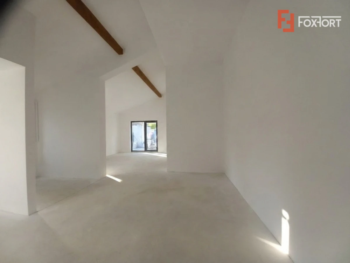 Duplex modern cu 5 camere si 2 bai in Ghiroda - 3