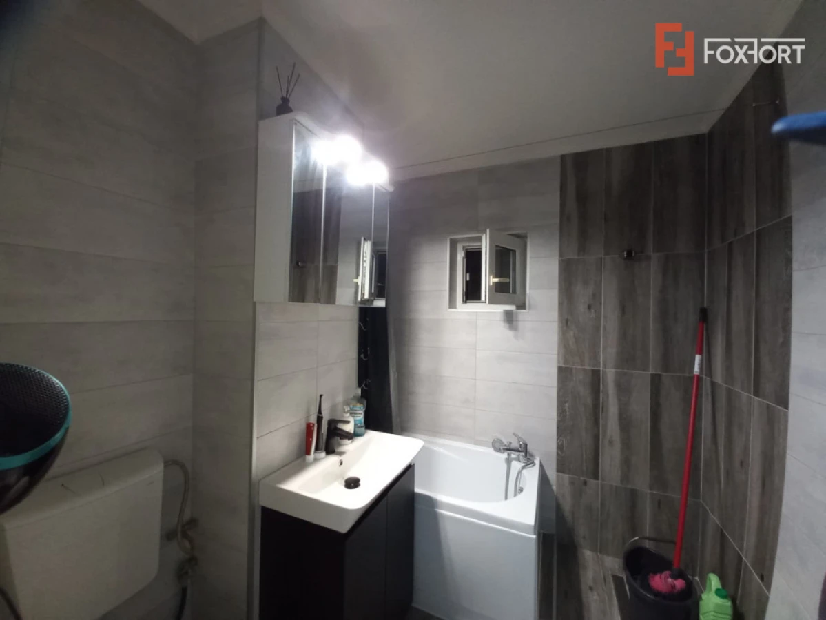 Apartament cu 3 camere, recent renovat – zona Bega Shopping Center - 6