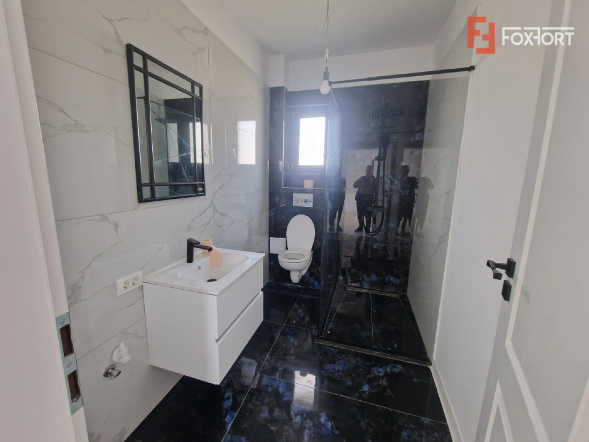 Duplex de vanzare cu 3 camere si teren de 309 mp - Recas - 8