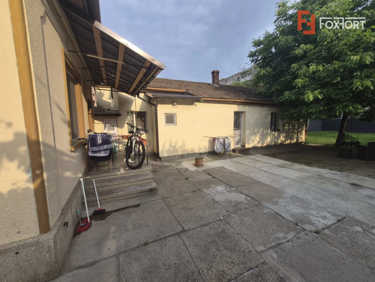 Casa individuala cu 2 spatii comerciale inchiriate – zona Lipovei - 8