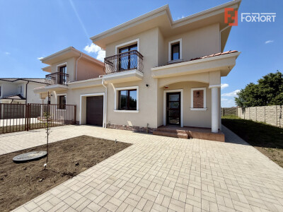 Duplex superb cu 4 camere si teren de 392 mp in Dumbravita