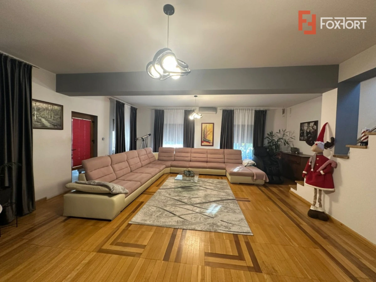 Casa individuala cu 4 camere si teren de 600 mp - Dumbravita - 1
