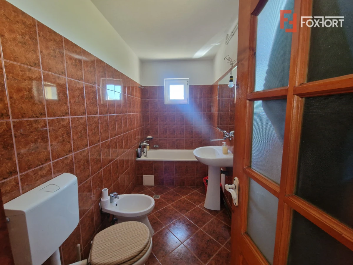Casa individuala cocheta, cu 4 camere - Remetea Mare - 8