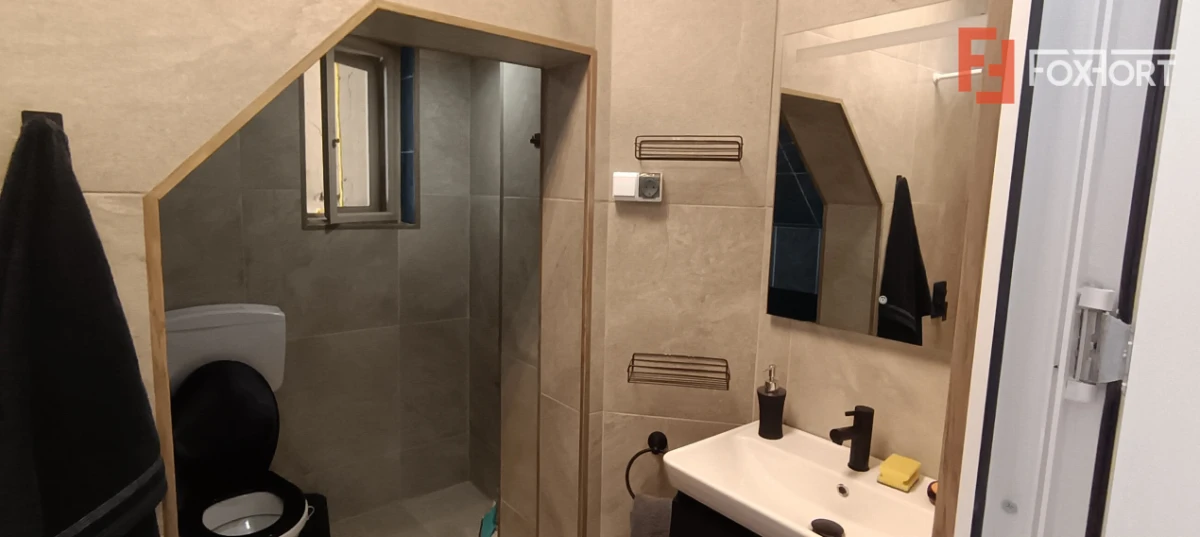 Apartament cu 2 camere la curte comuna + teren - zona Arad - 5