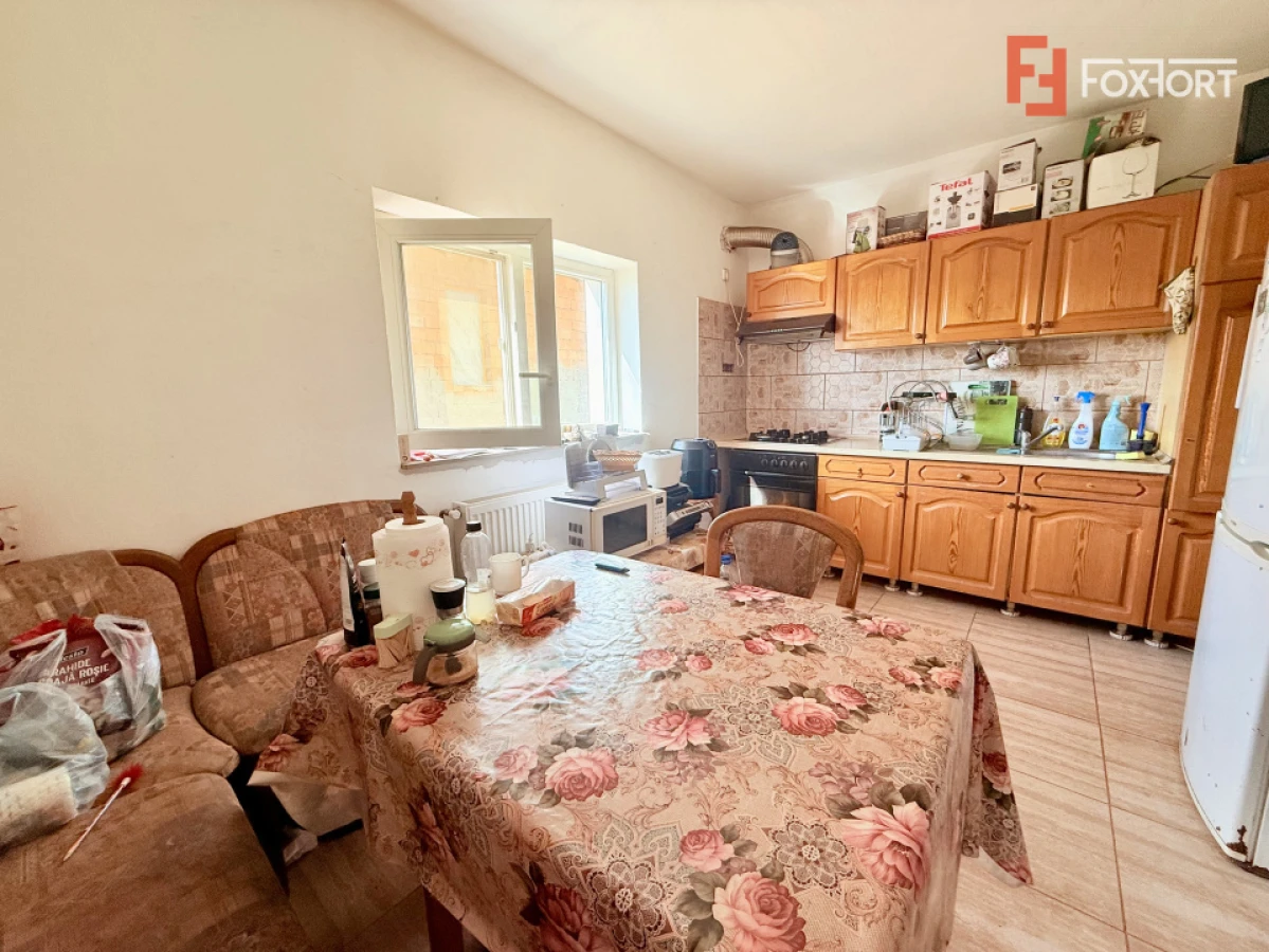 Casa individuala cu 6 camere, de vanzare in Sanandrei - 9