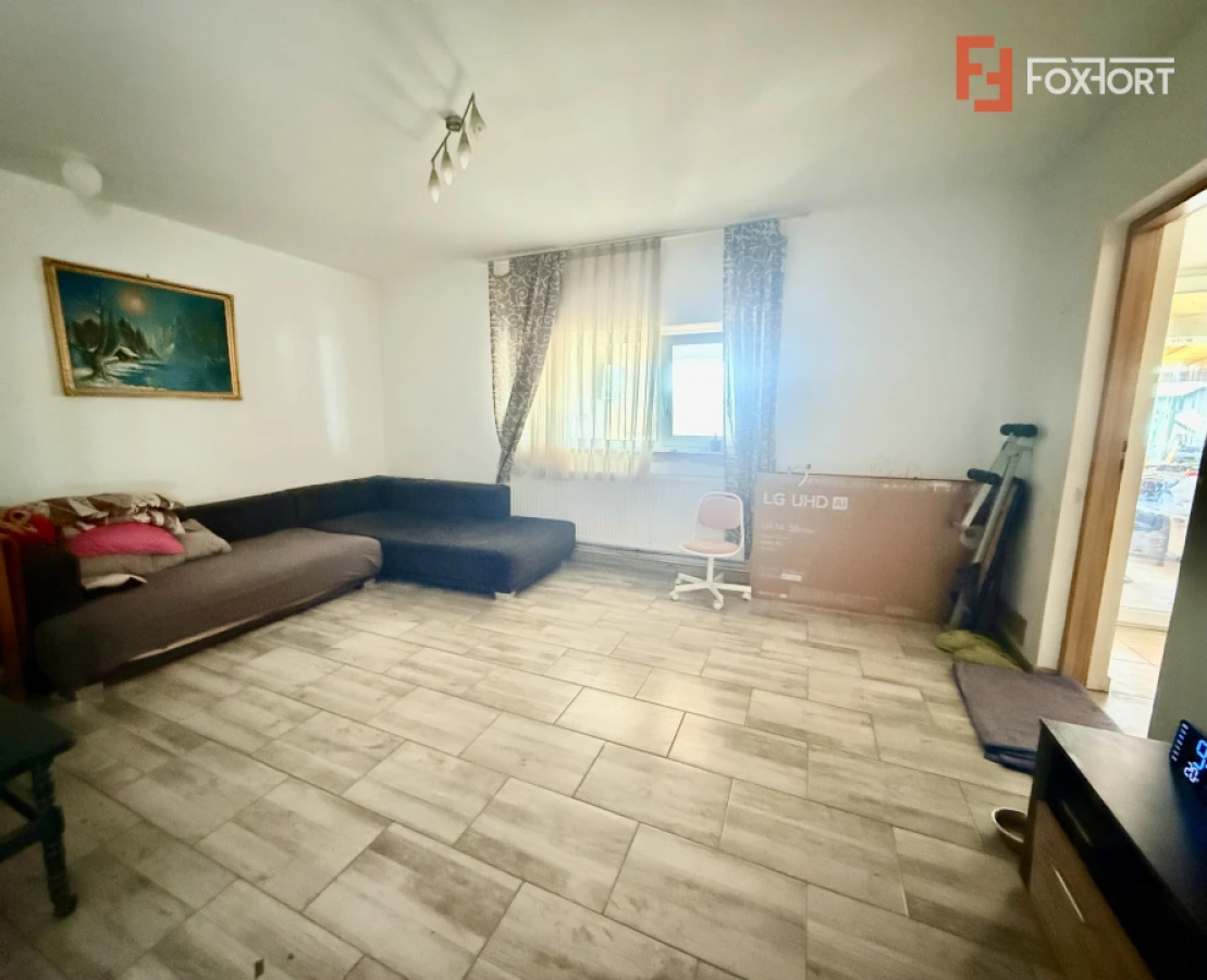 Casa individuala cu 6 camere, de vanzare in Sanandrei - 3