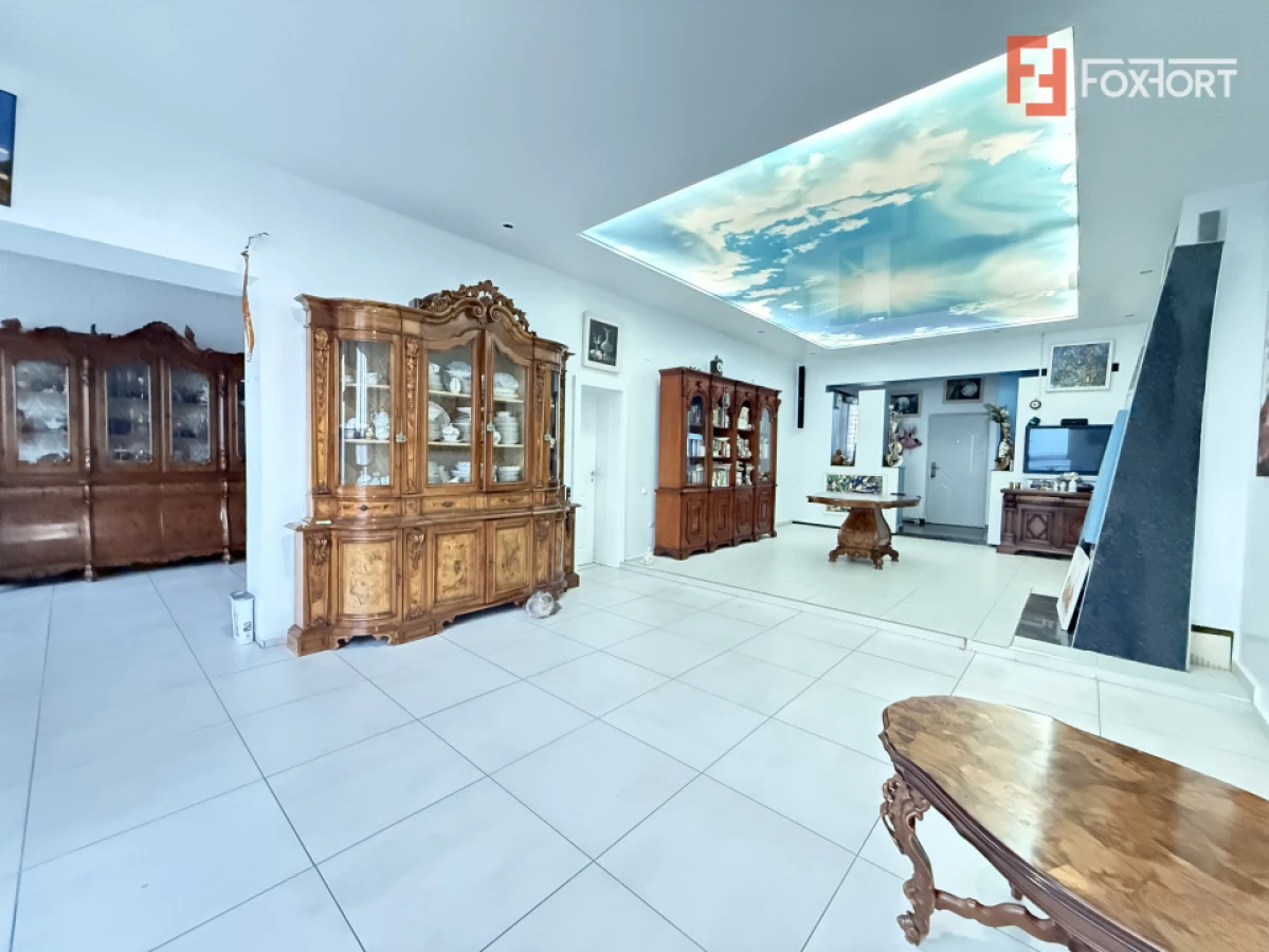 COMISION 0% Imobil ideal pentru clinica sau investitie - zona Blascovici - 2