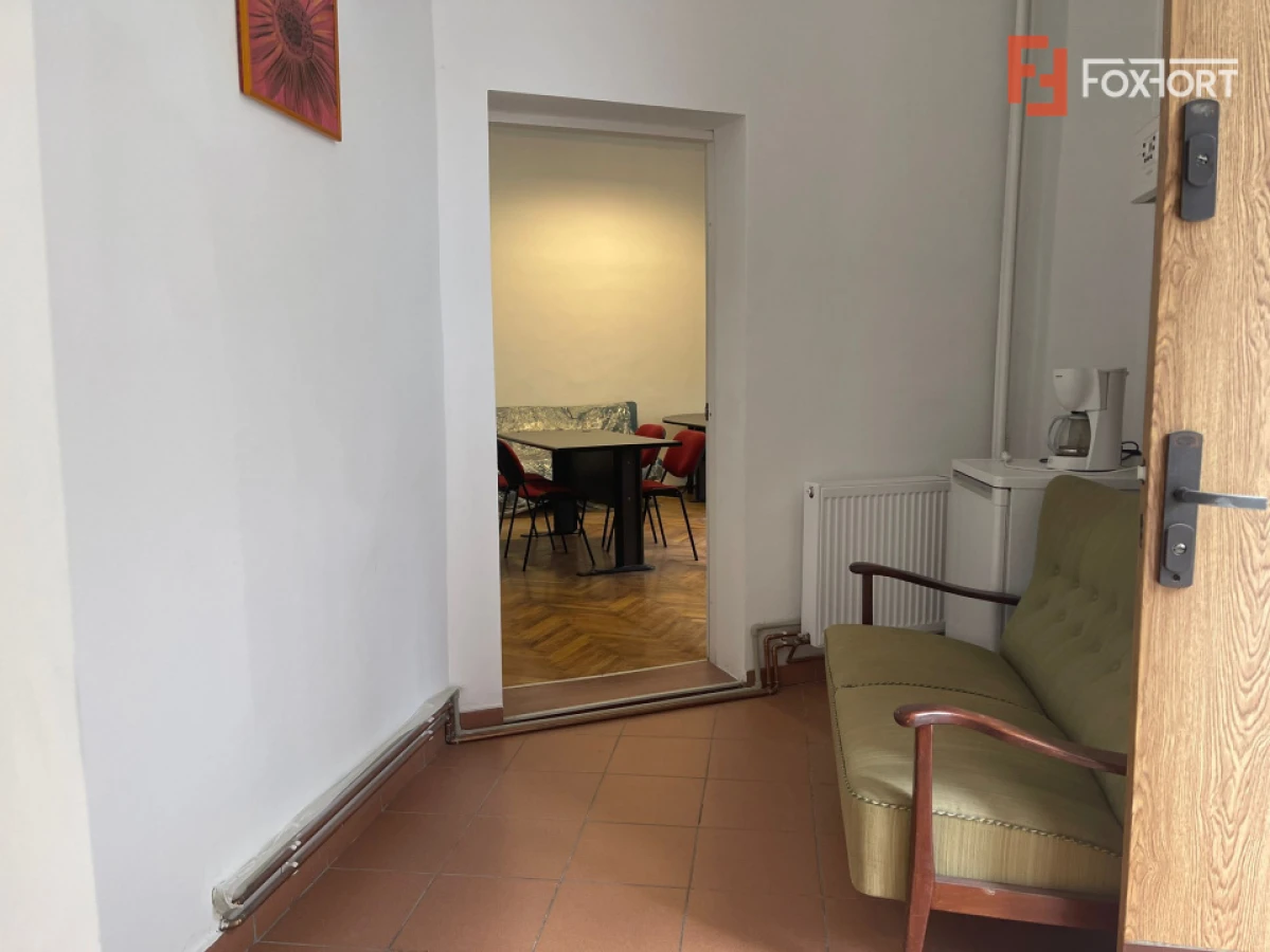 Birou de inchiriat ultracentral Arad – gata pentru activitate - 4