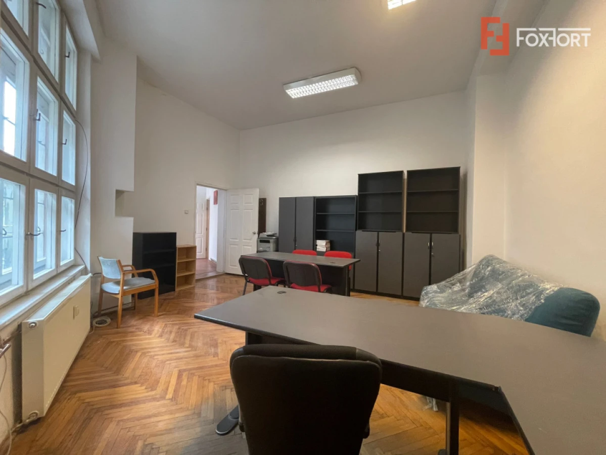 Birou de inchiriat ultracentral Arad – gata pentru activitate - 3