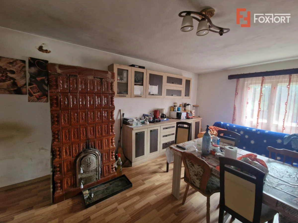 Casa cu 3 camere si teren de 2096 mp in Ianova - 1