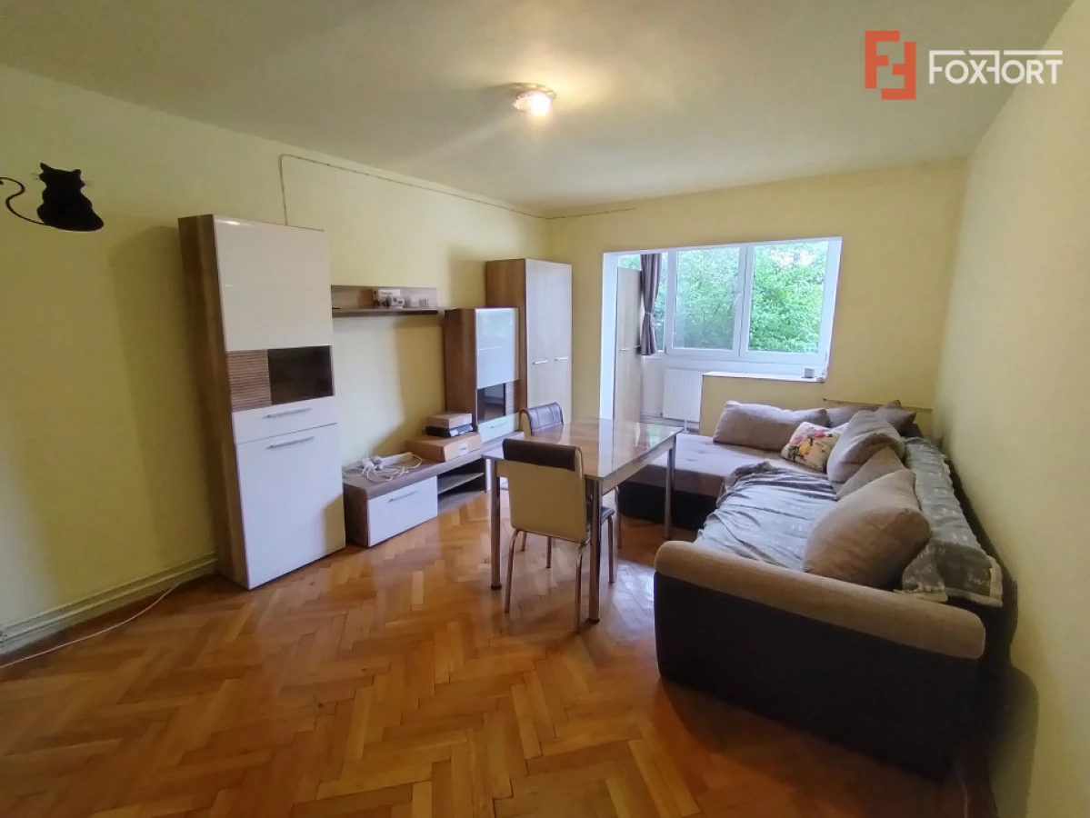 Apartament cu 3 camere de vanzare in zona Soarelui - 8
