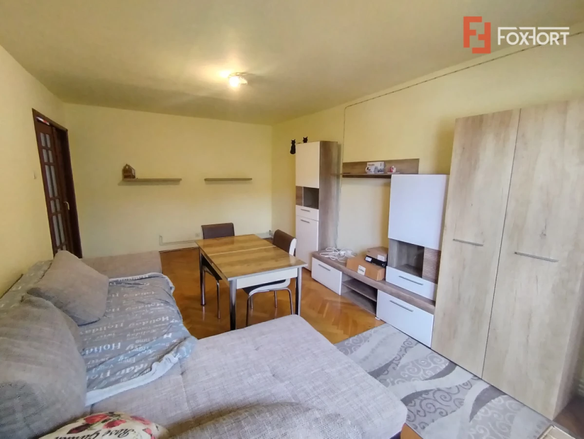 Apartament cu 3 camere de vanzare in zona Soarelui - 6