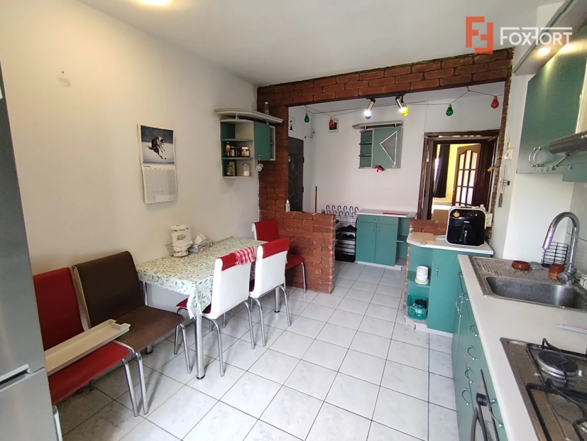 Apartament cu 3 camere de vanzare in zona Soarelui - 3