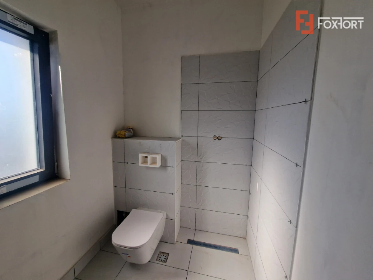 Duplex de vanzare cu 4 camere, Mosnita Noua - 10