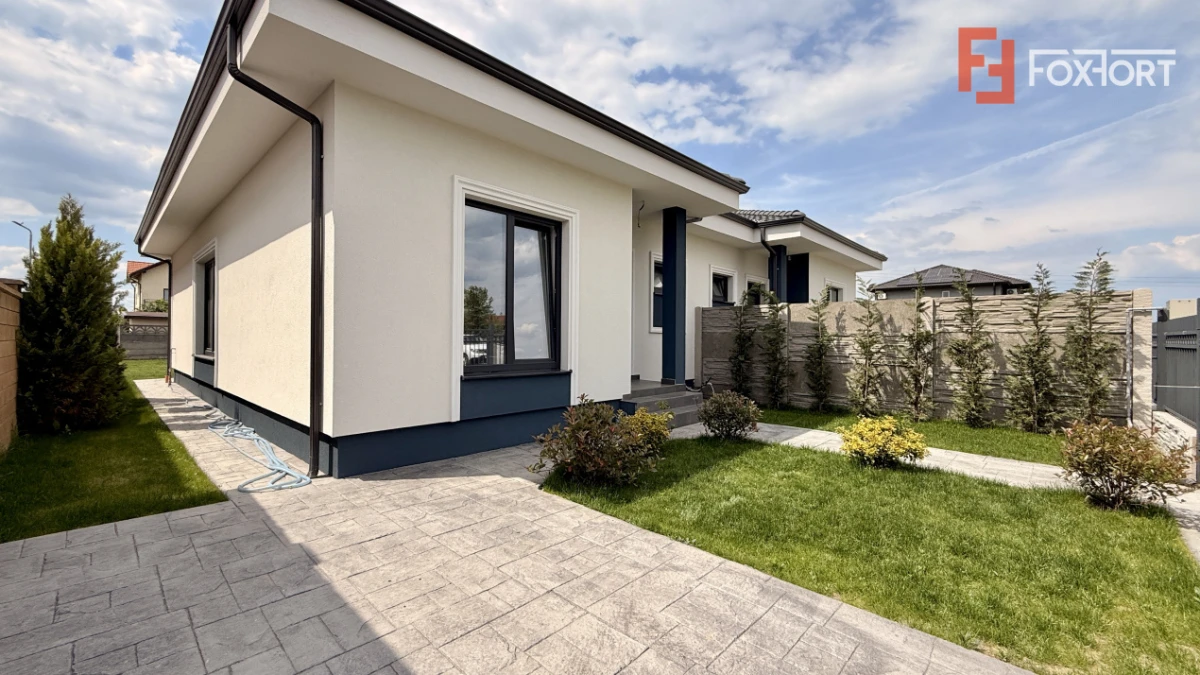 Duplex de vanzare, 3 camere + teren 330 mp, Mosnita Noua - 1