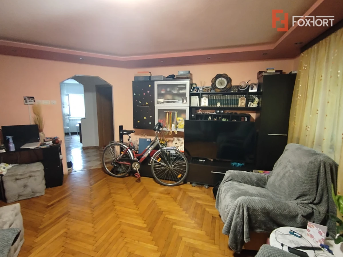 COMISION 0% Apartament cu 3 camere de vanzare in zona Soarelui - 2